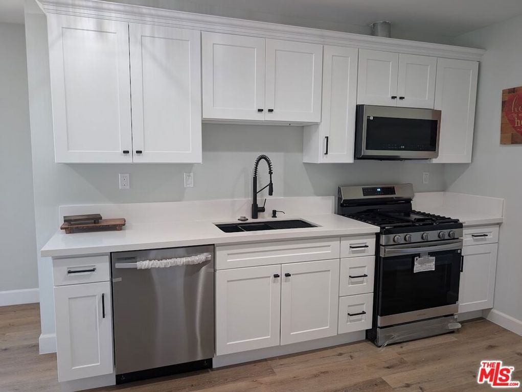 1722 W 120th Street, Los Angeles, CA 90047 — photo 4