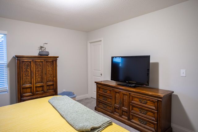 1525 Caledonia Court, Hebron, KY 41048