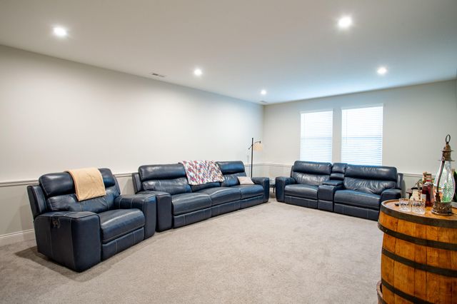 1525 Caledonia Court, Hebron, KY 41048