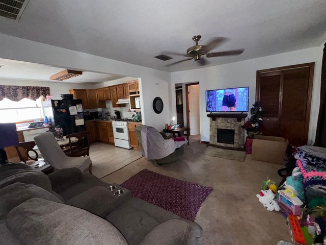 1105 S Prairie Street, Stuttgart, AR 72160