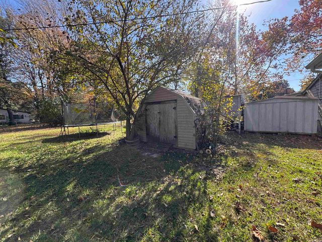 1105 S Prairie Street, Stuttgart, AR 72160