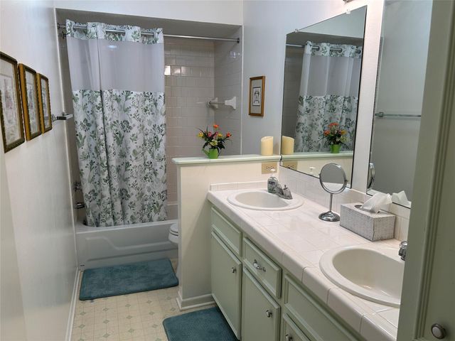 175 Checkmate, Livingston, TX 77351