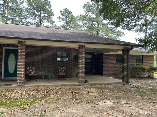175 Checkmate, Livingston, TX 77351