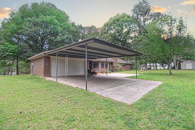 175 Checkmate, Livingston, TX 77351