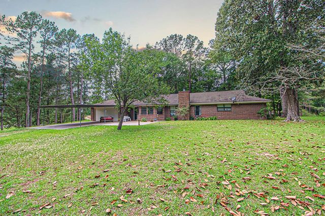175 Checkmate, Livingston, TX 77351