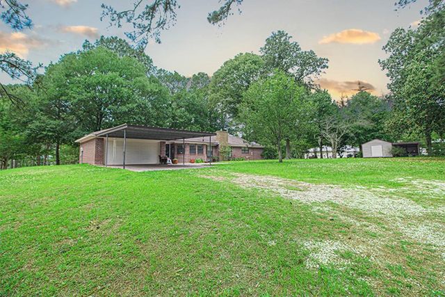 175 Checkmate, Livingston, TX 77351