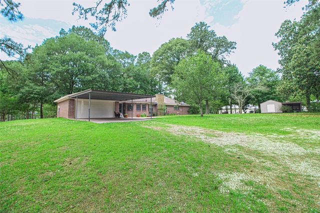 175 Checkmate, Livingston, TX 77351