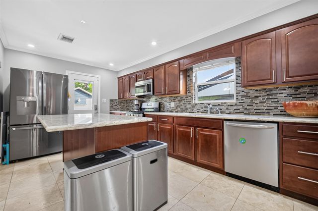 4810 Winnetka Street, Houston, TX 77021
