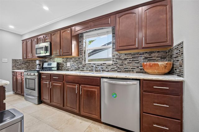 4810 Winnetka Street, Houston, TX 77021