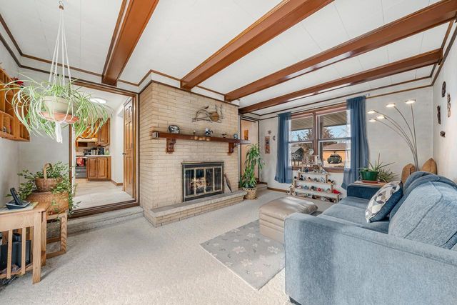 3258 PETERSON ROAD, Green Bay, WI 54311