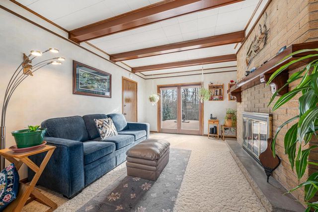 3258 PETERSON ROAD, Green Bay, WI 54311