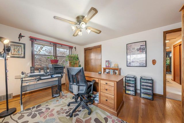 3258 PETERSON ROAD, Green Bay, WI 54311