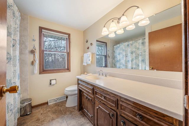 3258 PETERSON ROAD, Green Bay, WI 54311