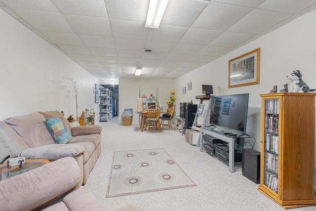 3258 PETERSON ROAD, Green Bay, WI 54311