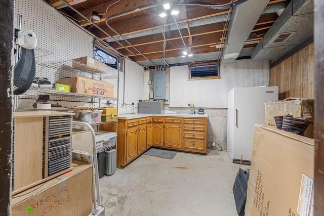 3258 PETERSON ROAD, Green Bay, WI 54311