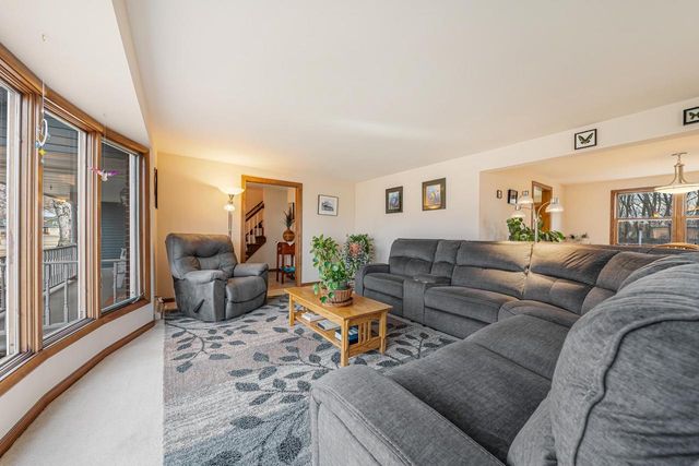 3258 PETERSON ROAD, Green Bay, WI 54311