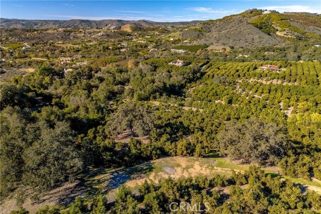14 Via Vaquero Road, Temecula, CA 92590