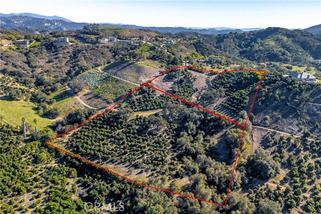 14 Via Vaquero Road, Temecula, CA 92590