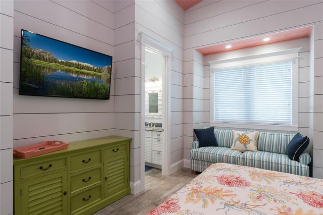 2302 GULF DRIVE N, Bradenton Beach, FL 34217