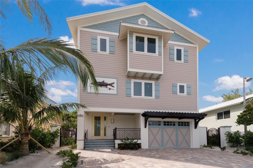 2302 GULF DRIVE N, Bradenton Beach, FL 34217