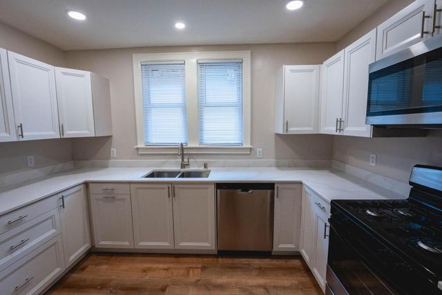 454 Kilbourn AVENUE, West Bend, WI 53095