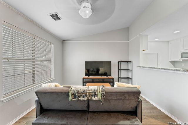 4803 Hamilton Wolfe Rd Apt 110, San Antonio, TX 78229