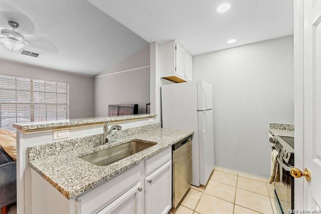 4803 Hamilton Wolfe Rd Apt 110, San Antonio, TX 78229