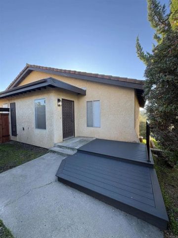 31320 Club Vista Ln, Bonsall, CA 92003