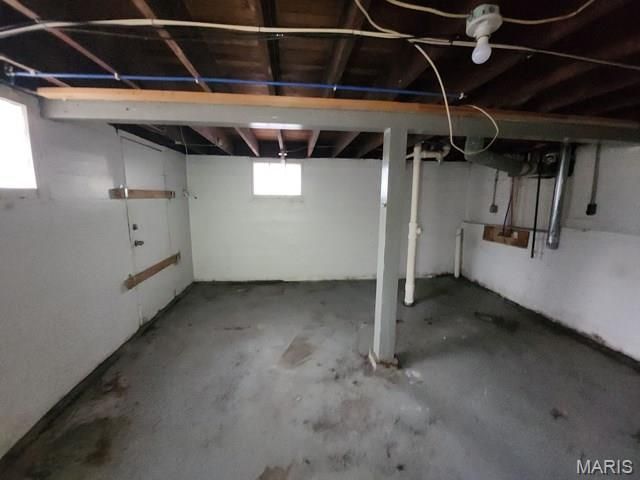 6107 Alabama Avenue, St Louis, MO 63111