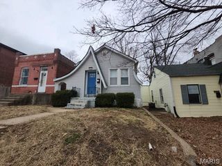 6107 Alabama Avenue, St Louis, MO 63111