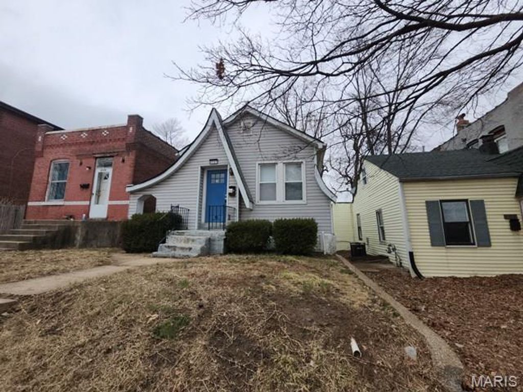 6107 Alabama Avenue, St Louis, MO 63111