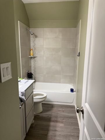 2607 Barkey Spgs, San Antonio, TX 78245