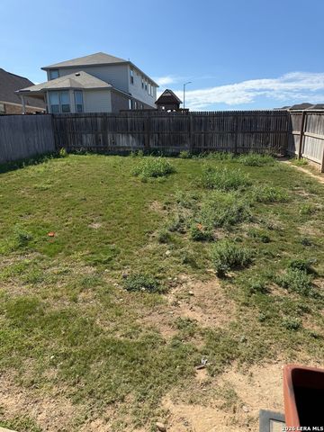 2607 Barkey Spgs, San Antonio, TX 78245