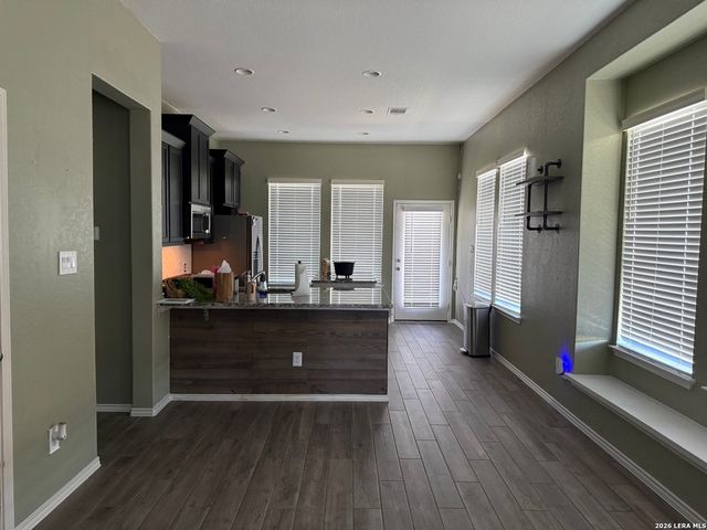 2607 Barkey Spgs, San Antonio, TX 78245