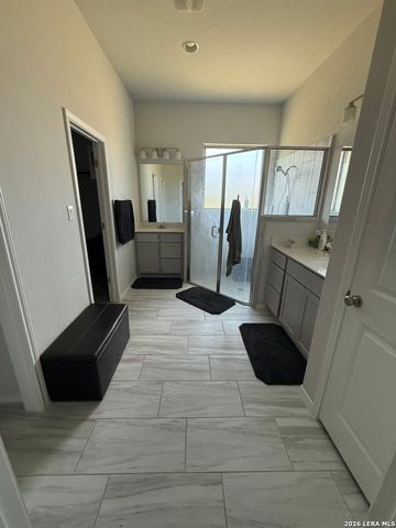 2607 Barkey Spgs, San Antonio, TX 78245
