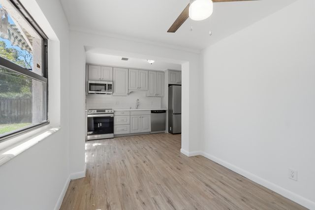5224 NE 2nd Terrace, Oakland Park, FL 33334