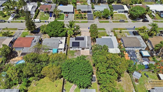 5224 NE 2nd Terrace, Oakland Park, FL 33334