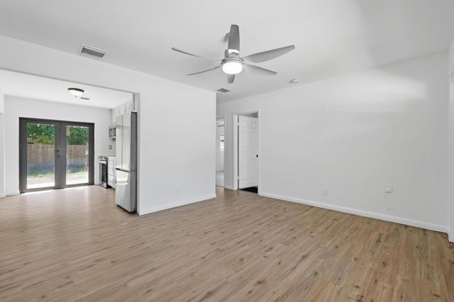 5224 NE 2nd Terrace, Oakland Park, FL 33334