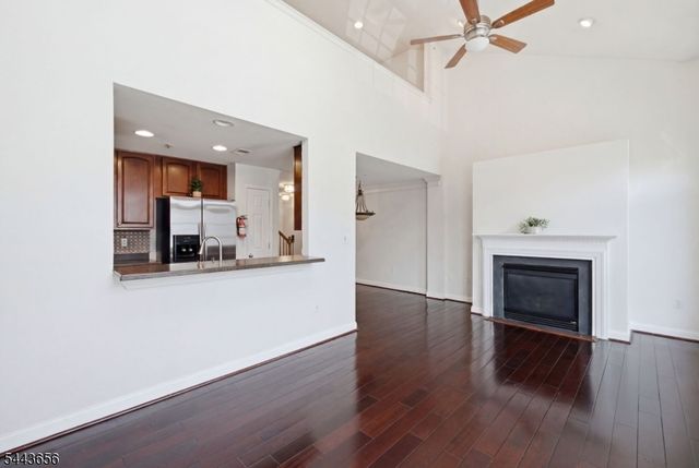 408 Donato Cir 408, Scotch Plains Twp., NJ 07076