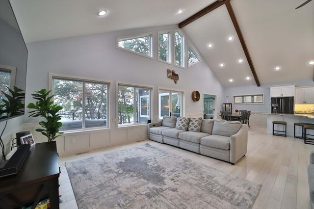 2147 Summit Drive, Cushing, MN 56443