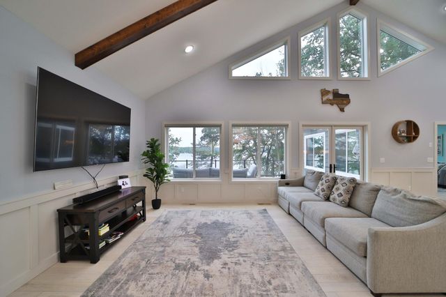 2147 Summit Drive, Cushing, MN 56443