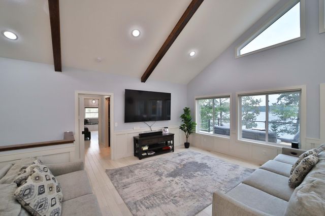 2147 Summit Drive, Cushing, MN 56443