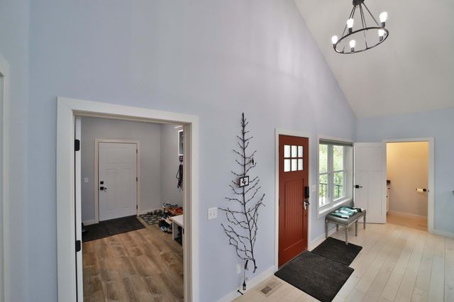 2147 Summit Drive, Cushing, MN 56443