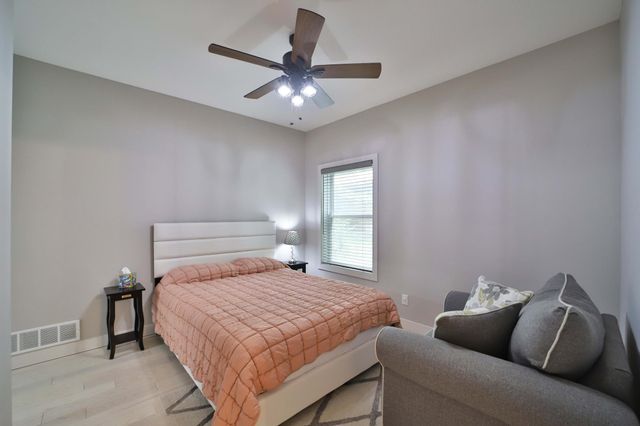 2147 Summit Drive, Cushing, MN 56443