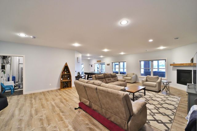 2147 Summit Drive, Cushing, MN 56443