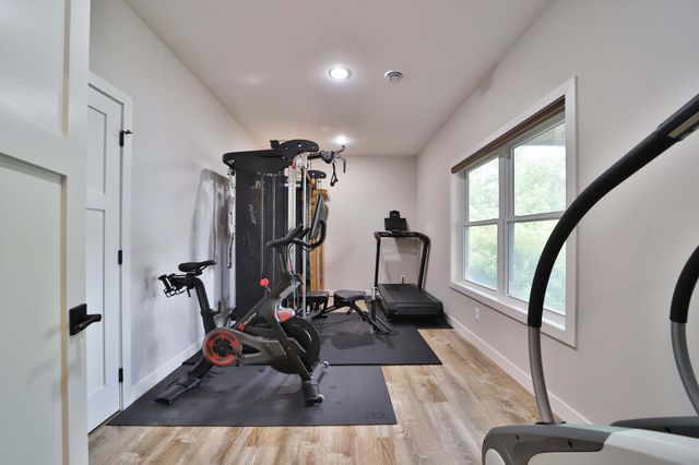 2147 Summit Drive, Cushing, MN 56443