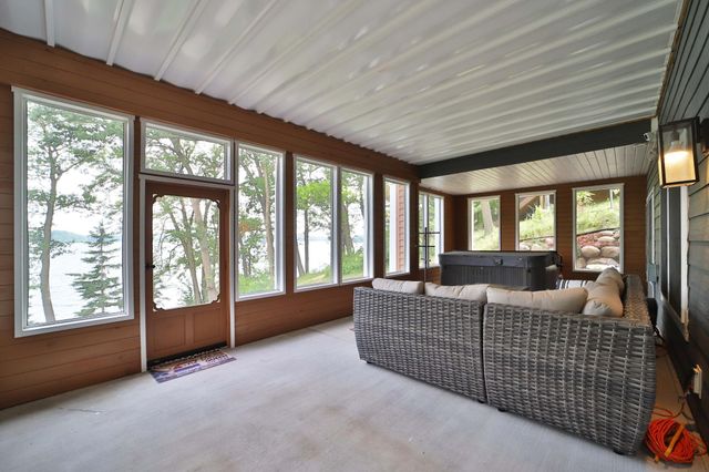 2147 Summit Drive, Cushing, MN 56443