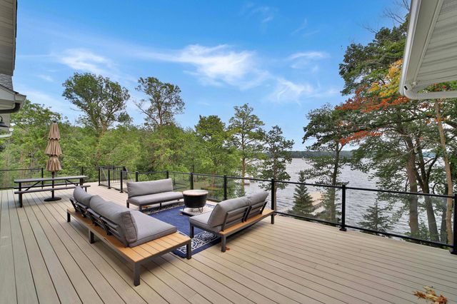 2147 Summit Drive, Cushing, MN 56443