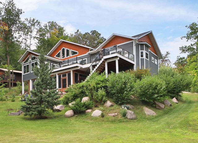 2147 Summit Drive, Cushing, MN 56443