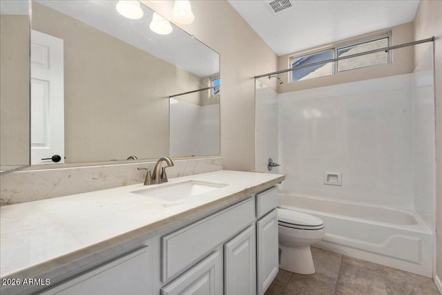 24225 N 39TH Avenue, Glendale, AZ 85310
